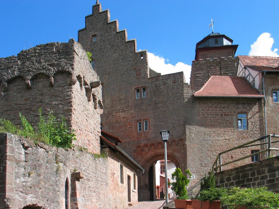 BURG BREUBERG | Stadt Breuberg
